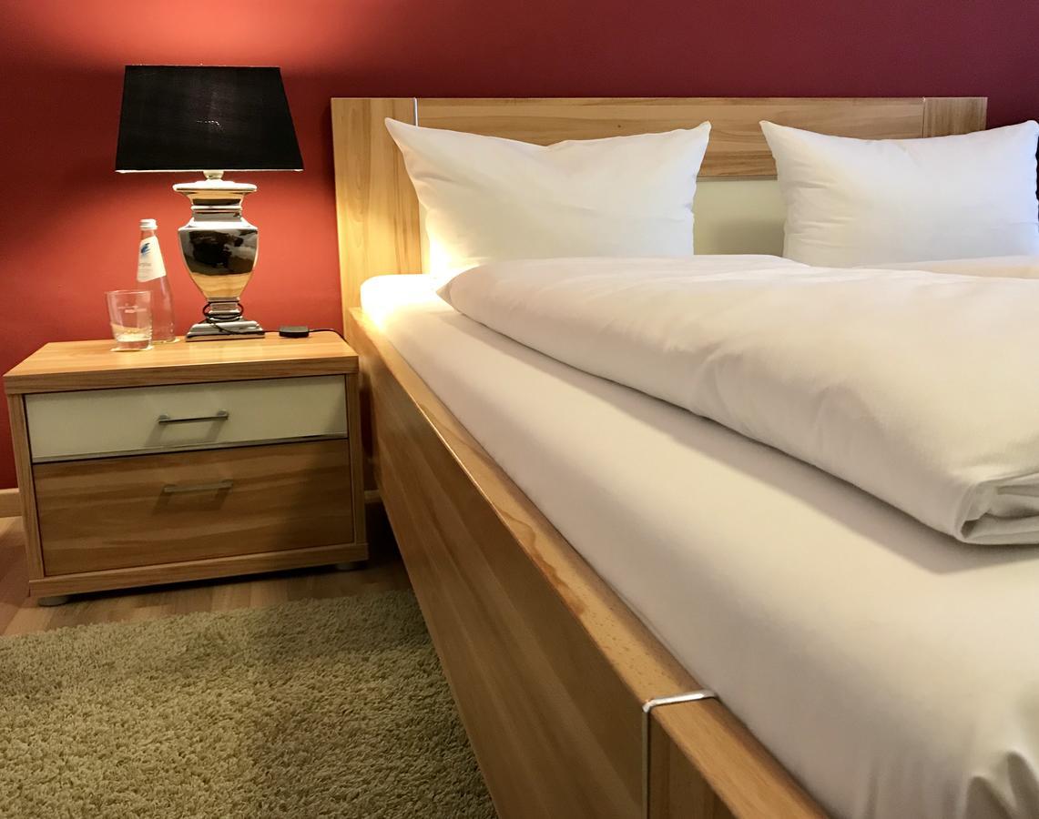 Hotel Schlee Hohenschäftlarn Eksteriør billede